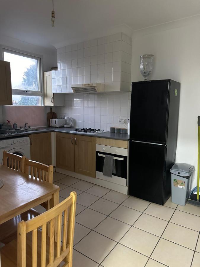 Beautiful Studio Apartment No4 Forest Road Londres Extérieur photo